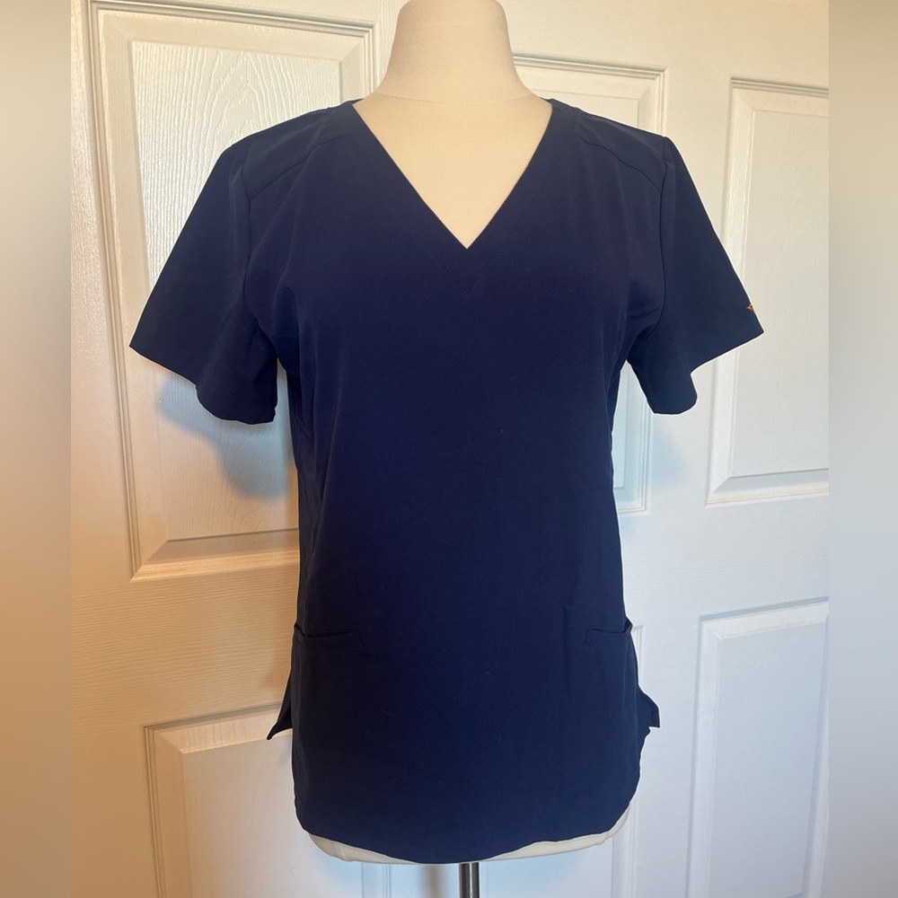 Poppy scrubs top M navy